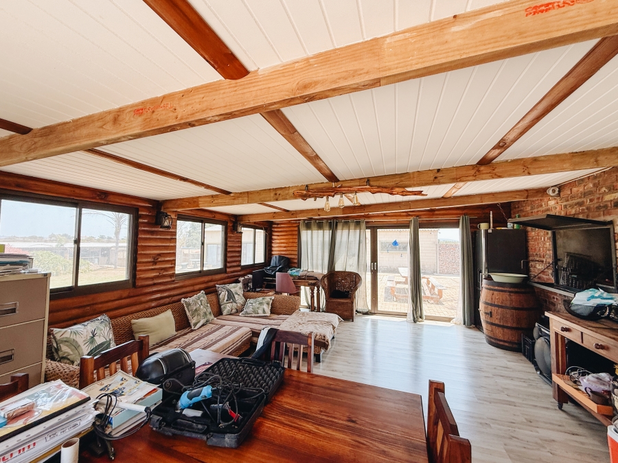 4 Bedroom Property for Sale in Aalwyndal Western Cape